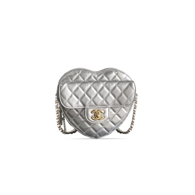 CHANEL HEART BAG LAMBSKIN IN SILVER AS5764 (19*17*5.5cm) CHANEL HEART BAG LAMBSKIN IN SILVER AS5764 (19*17*5.5cm)